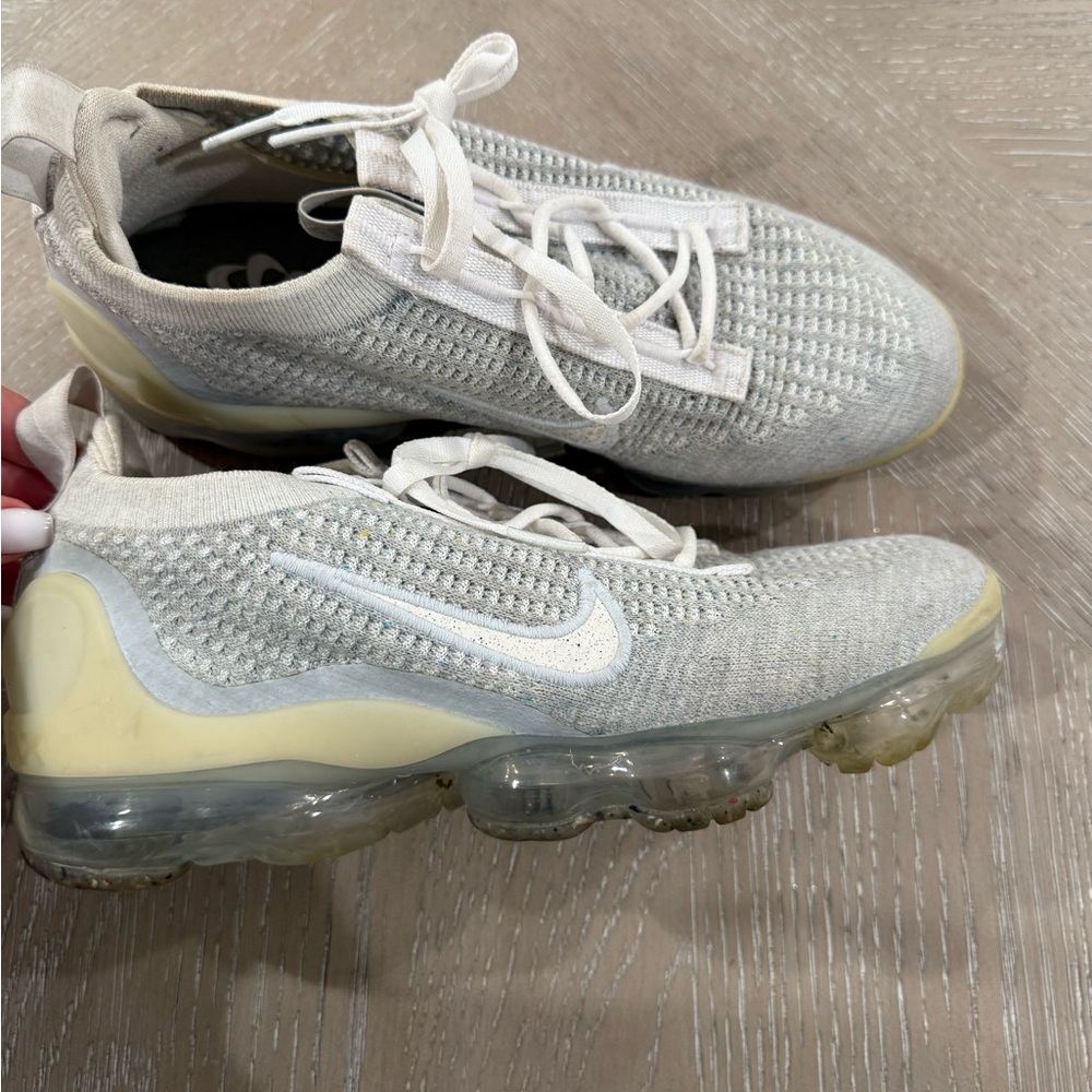 Nike Air VaporMax Flyknit Sneakers - Gray and White
